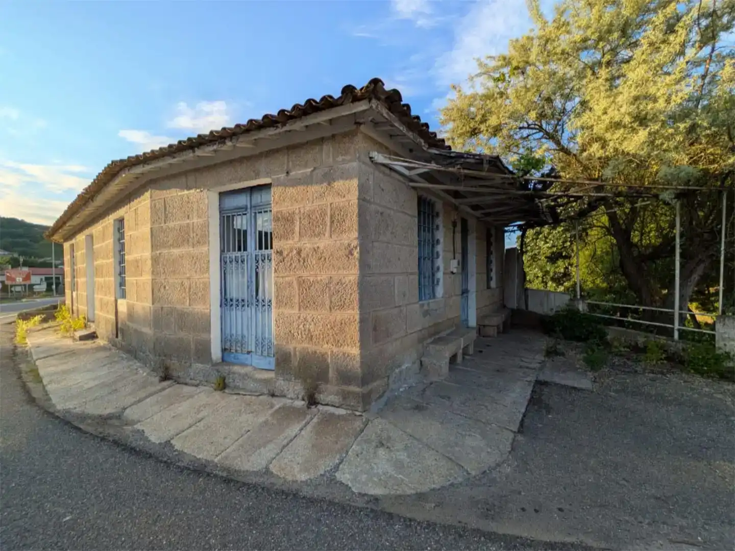 Exterior view of Flat for sale in Monterrei  with Private garden and Balcony