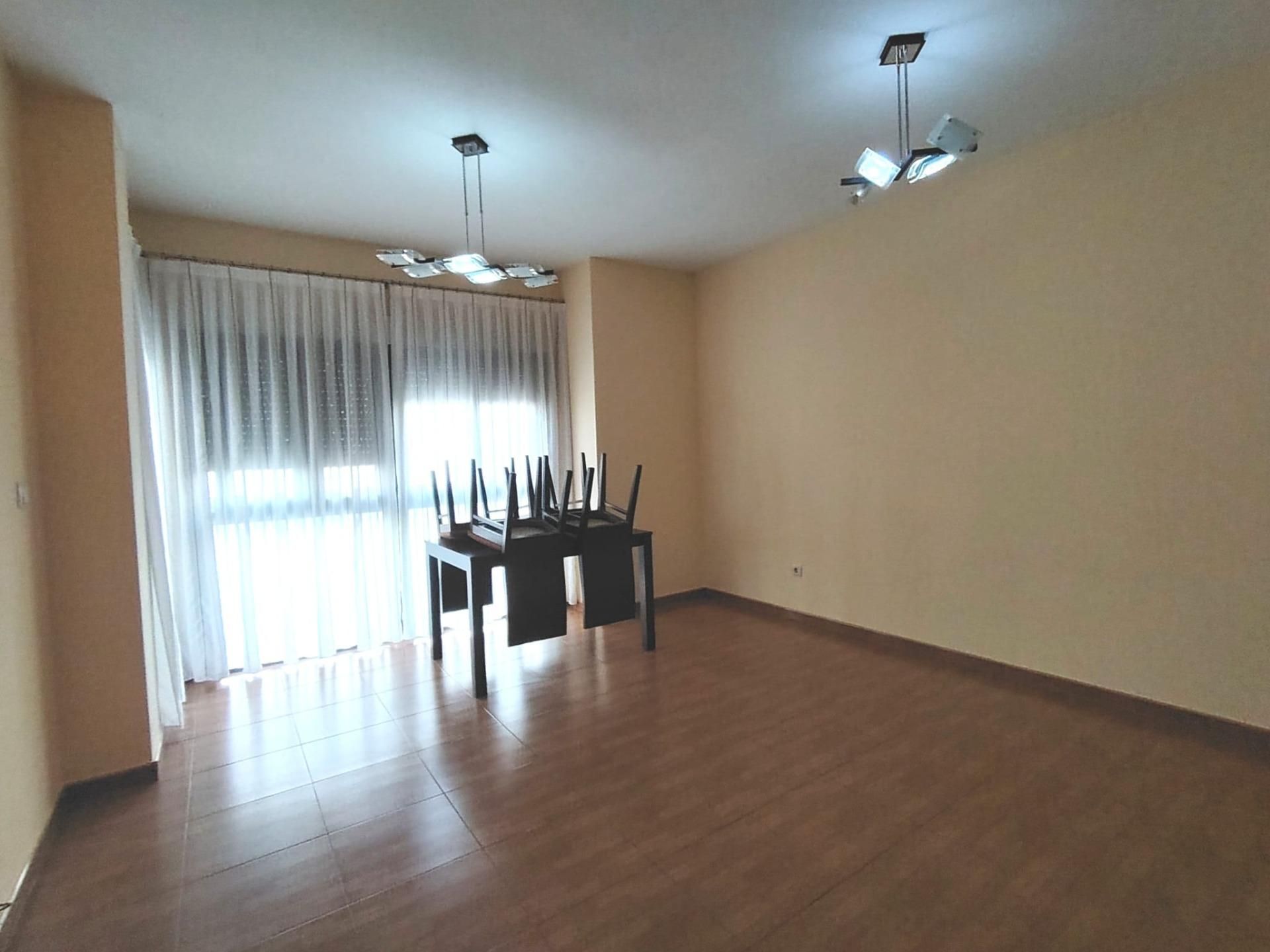 Flat to rent in Hondón de las Nieves / El Fondó de les Neus