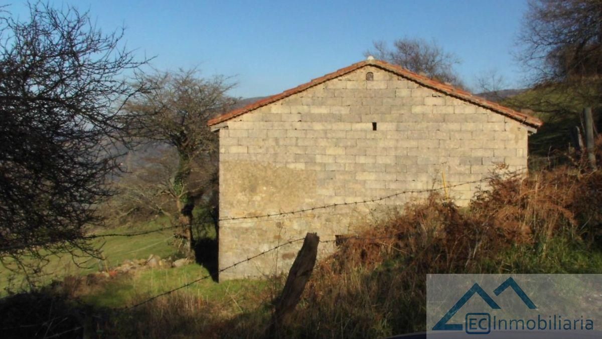 Country house for sale in Corvera de Toranzo