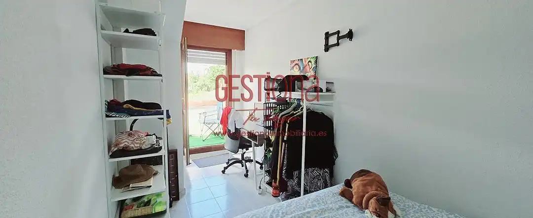 Habitación de Ático en venta en Noja con Terraza, Balcón y Piscina comunitaria