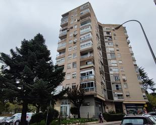 Exterior view of Flat to rent in  Madrid Capital  with Air Conditioner