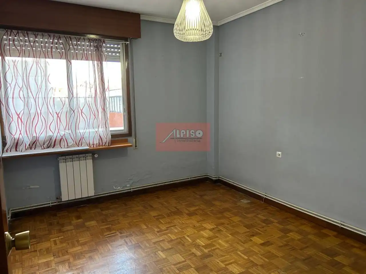 Bedroom of Flat for sale in Ourense Capital   with Heating, Parquet flooring and Terrace
