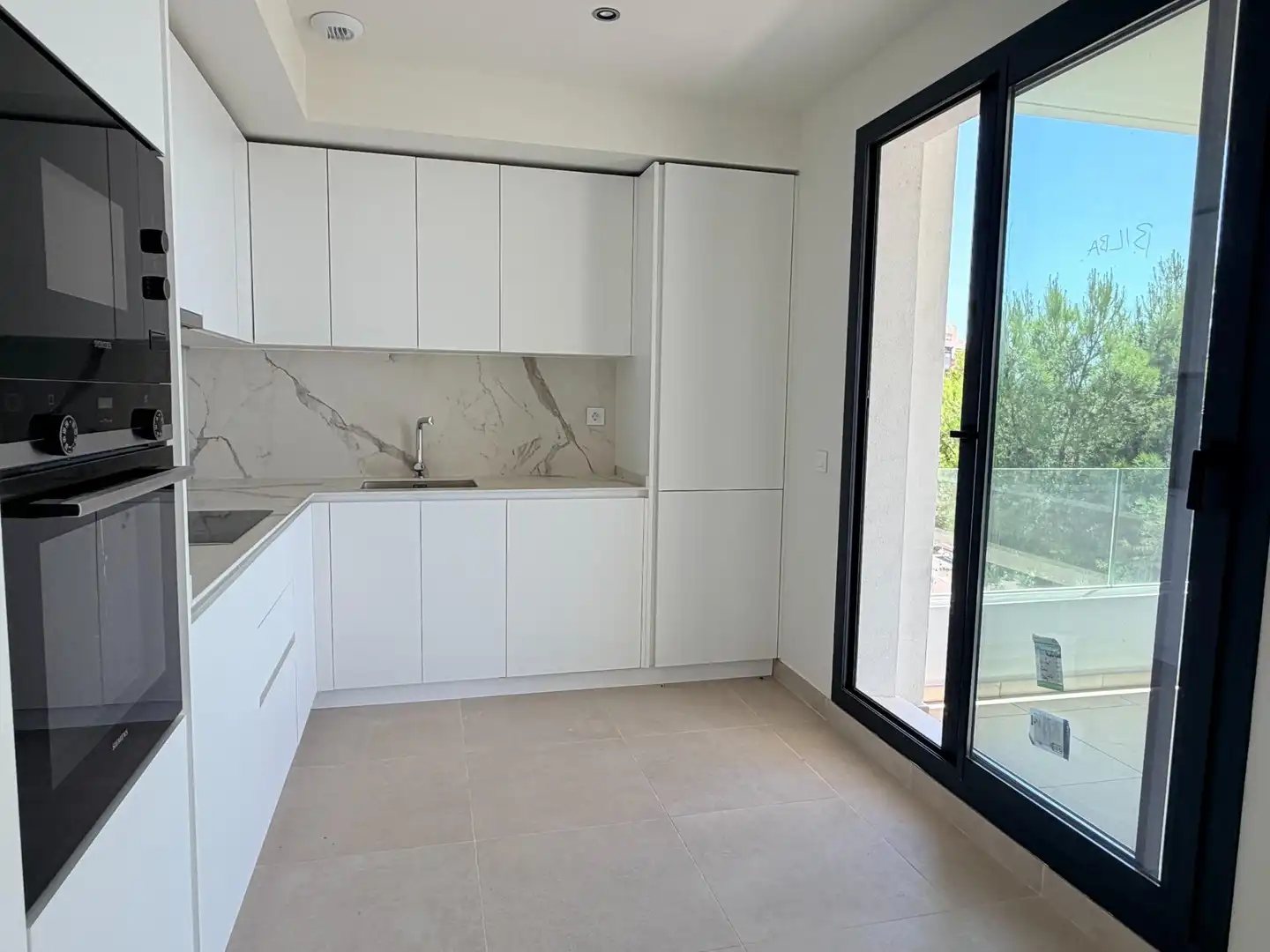Piso con piscina en venta en Avenida Rocas Blancas 14, imagen 18