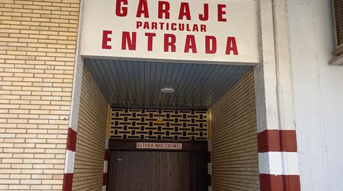 Foto 3 de Garaje de alquiler en Avenida de José Anselmo Clavé, 25, Ciudad Jardín - Parque Roma, Zaragoza Capital