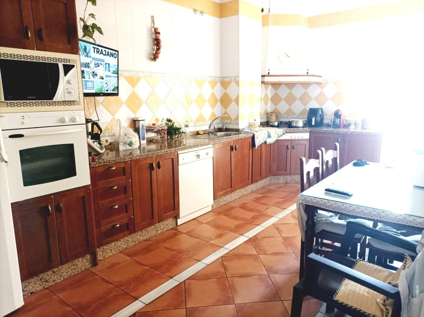Kitchen of House or chalet for sale in Utrera  with Air Conditioner, Terrace and Storage room