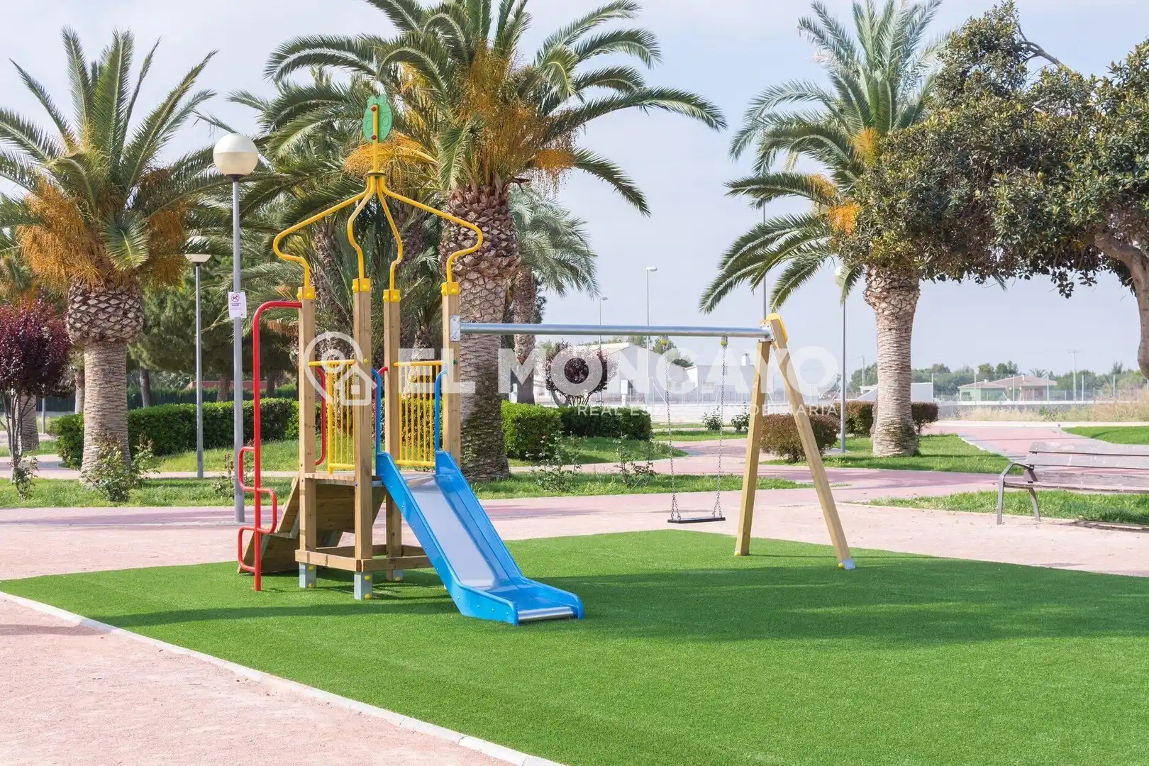 Vista exterior de Casa o xalet en venda en Rojales amb Jardí privat, Terrassa i Piscina
