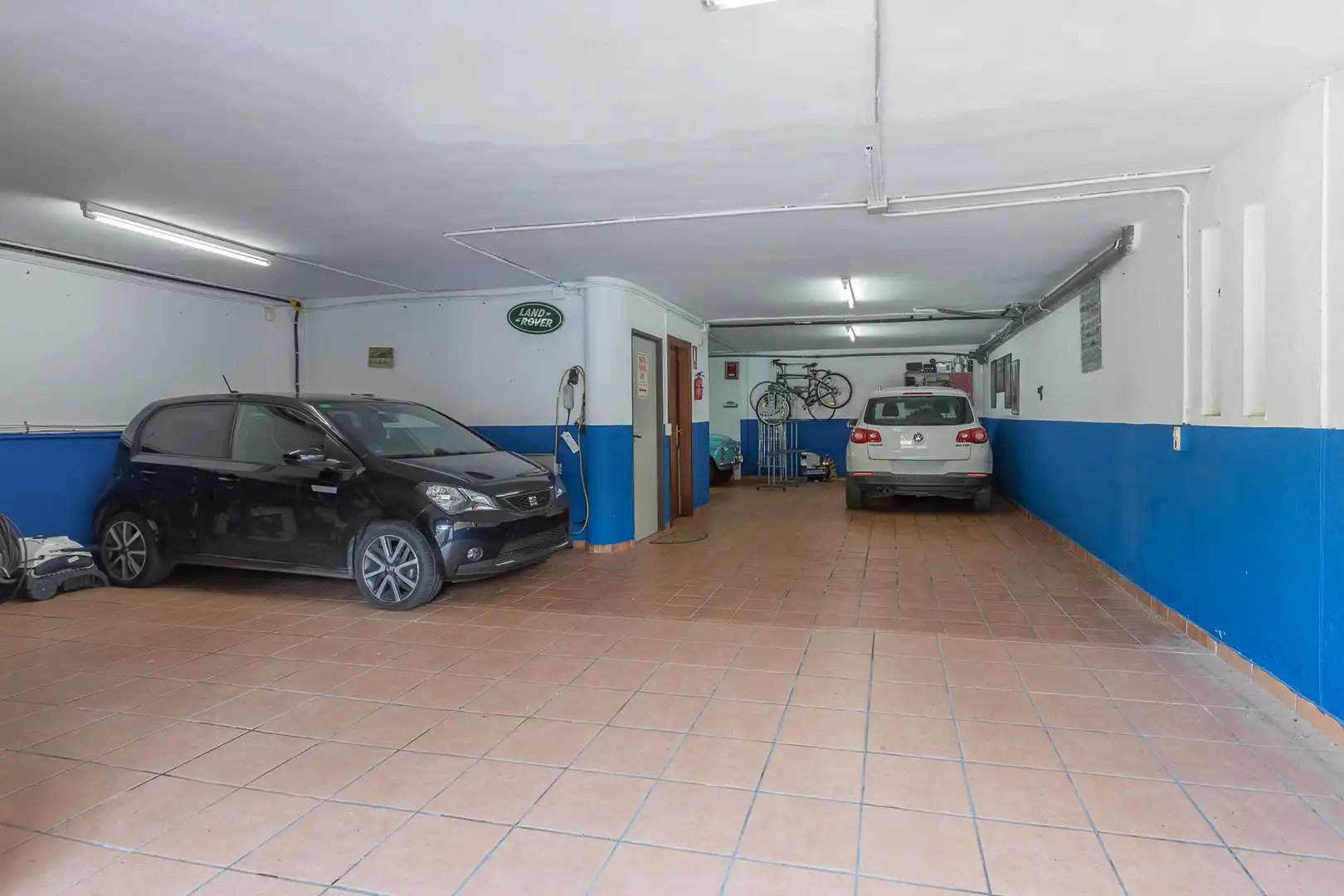 Parking de Casa o chalet en venta en Gavà con Calefacción, Piscina y Horno