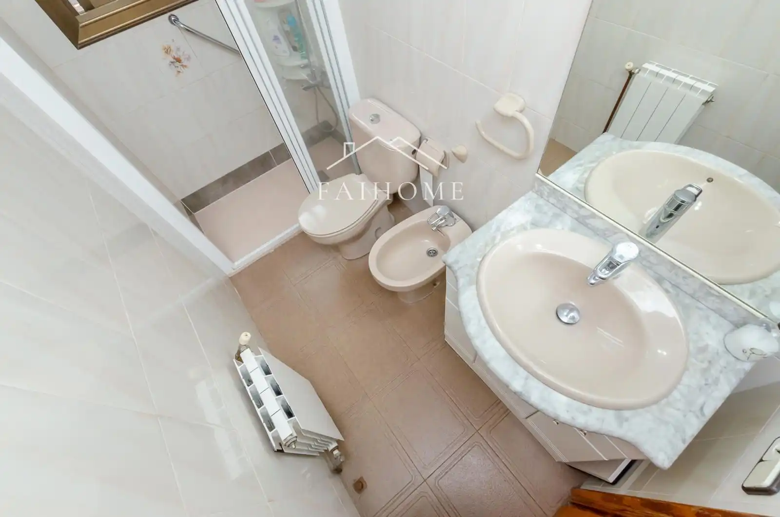 Baño de Casa o chalet en venta en Lliçà d'Amunt con Aire acondicionado, Calefacción y Parquet