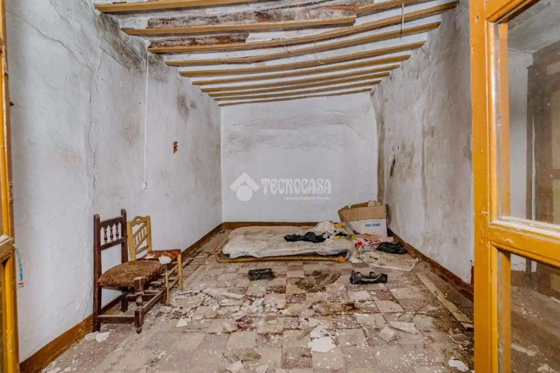 Casa aparellada amb balcó en venda a Loja, imagen 17