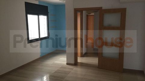 Foto 2 de Piso en venta en Calle Raval, La Canonja, Tarragona