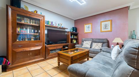 Foto 4 de Casa adosada en venta en Calle de Salvador Allende, Mejorada del Campo, Madrid