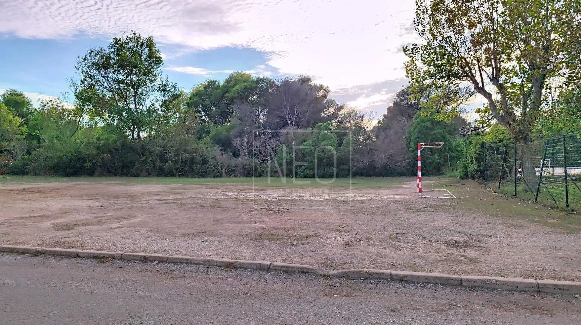 Planta baja en venta en Valencia con Jardín privado y Piscina comunitaria