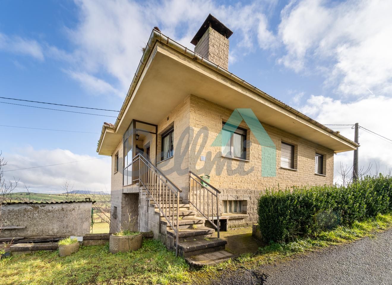 Exterior view of House or chalet for sale in Tineo  with Heating, Private garden and Storage room
