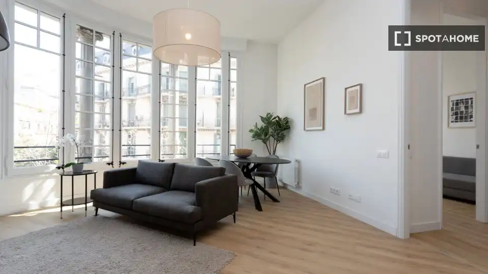 Flat with terrace to rent in Eixample, imagen 5