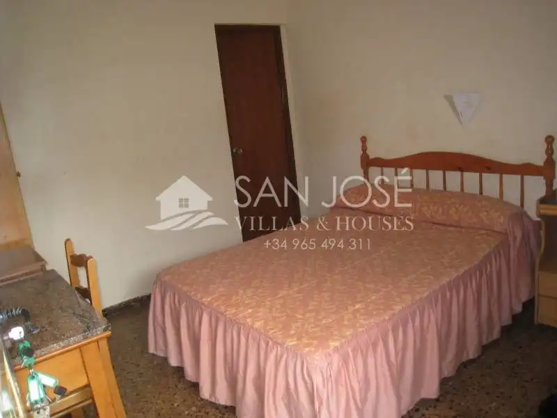 Schlafzimmer von Gebäude zum Verkauf in Aspe