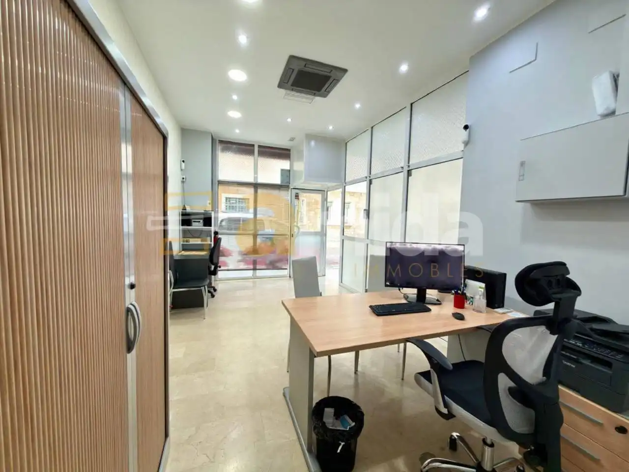 Local en venta en Terrassa con Aire acondicionado y Alarma