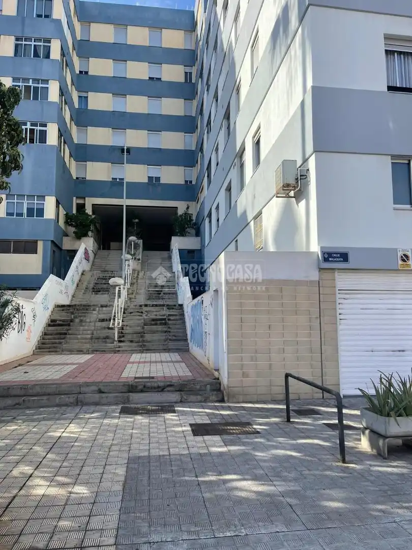 Vista exterior de Garatge en venda en Santa Cruz de Tenerife