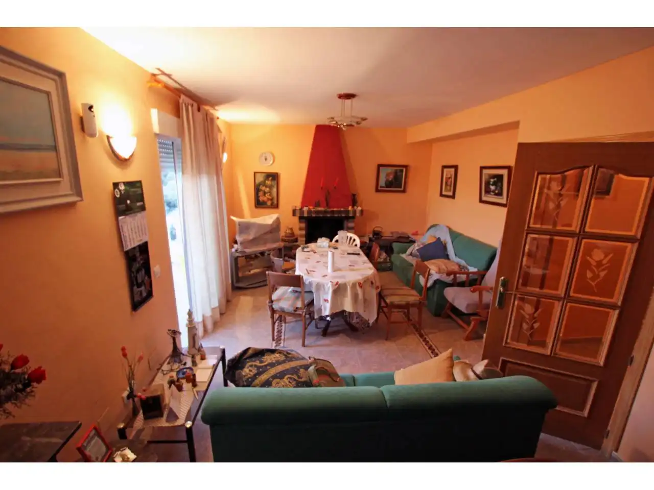 Sala d'estar de Casa o xalet en venda en Valdeaveruelo amb Calefacció, Jardí privat i Terrassa
