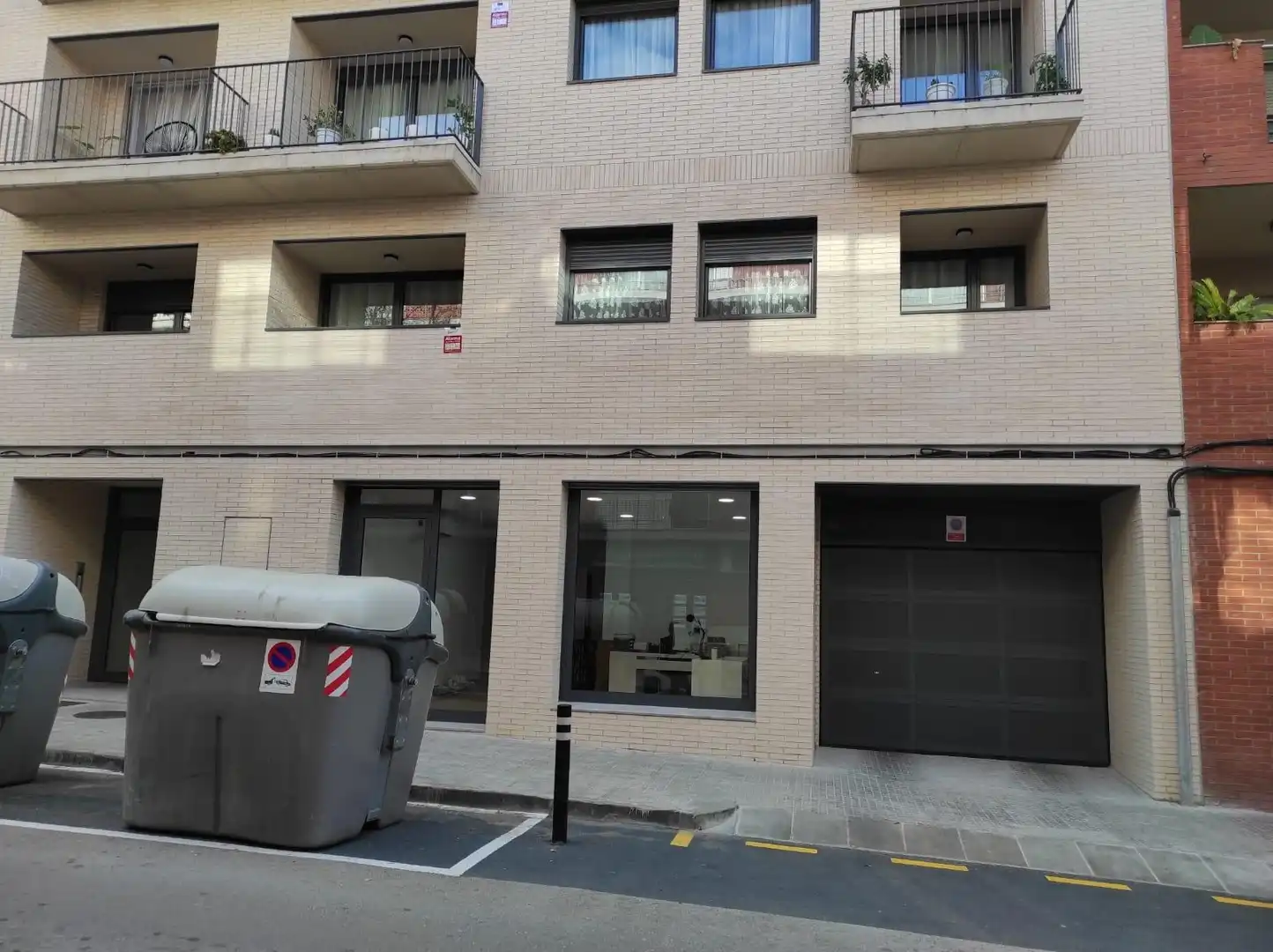 Aparcamiento en venta en Poble, imagen 3