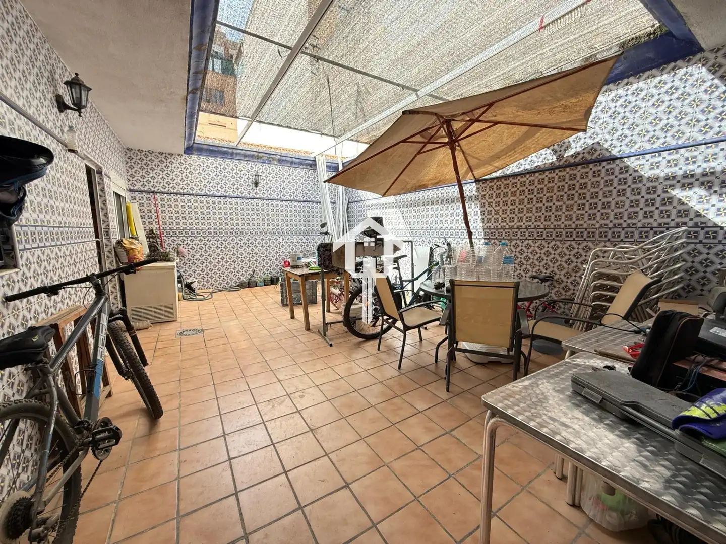 Terrace of Houses for sale in Alicante / Alacant  with Furnished, Balcony and Jacuzzi