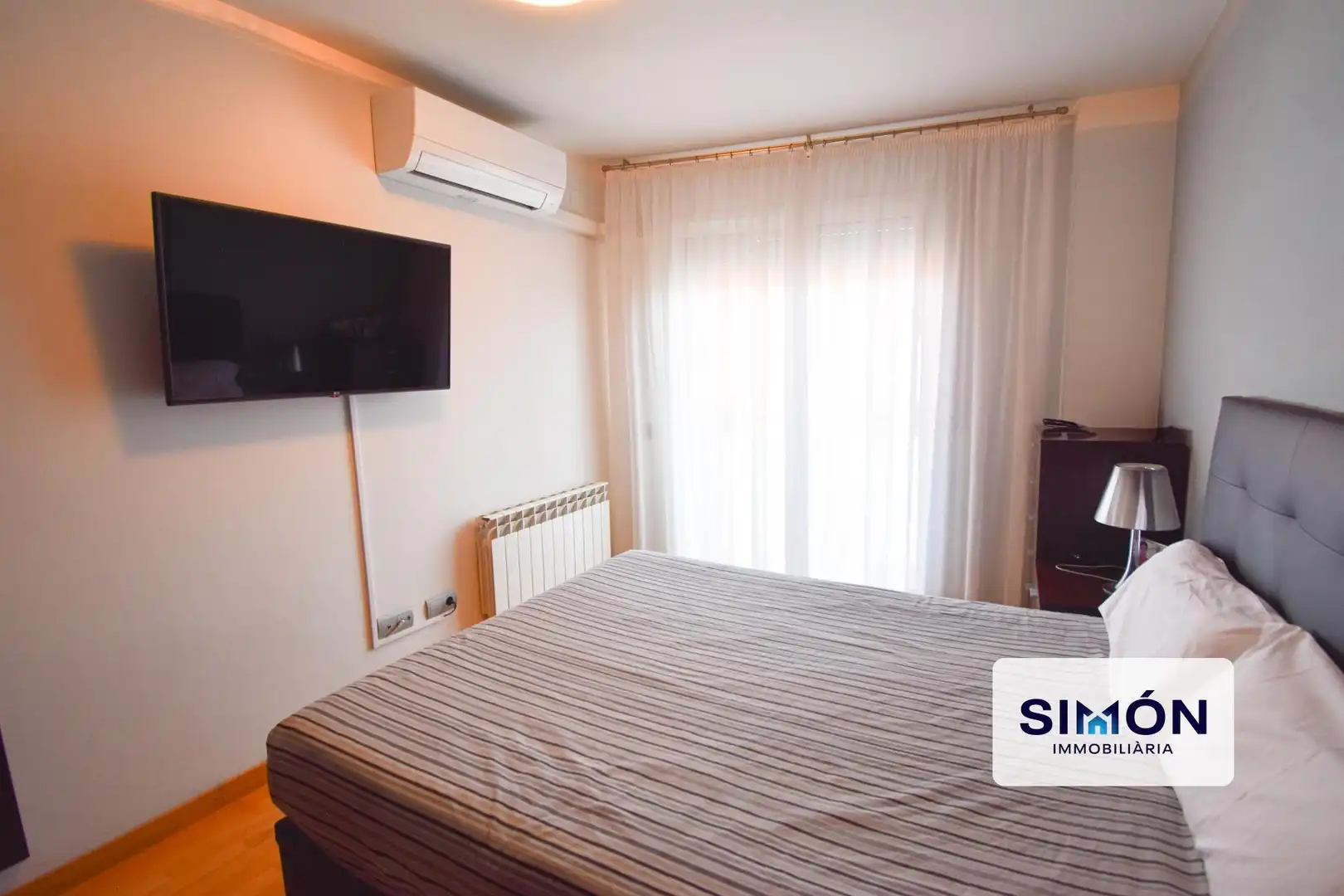 Bedroom of Flat for sale in Manresa  with Air Conditioner, Heating and Storage room