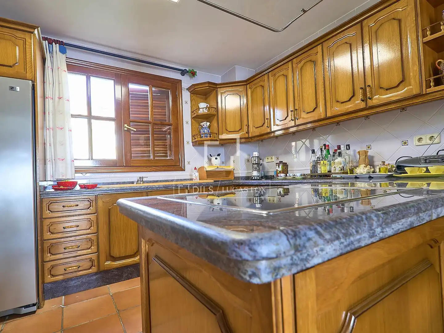 Cocina de Casa o chalet en venta en Cullera con Aire acondicionado, Calefacción y Jardín privado