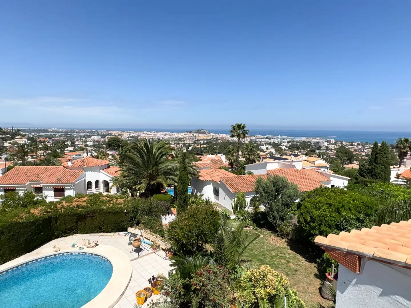 Vista exterior de Casa o chalet en venta en Dénia con Aire acondicionado, Calefacción y Jardín privado