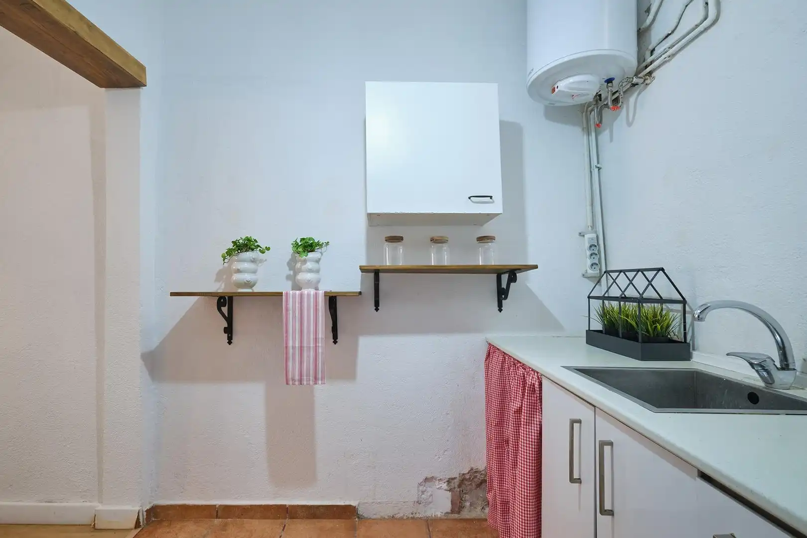 Cuina de Casa o xalet en venda en Canet de Mar amb Parquet, Terrassa i Traster