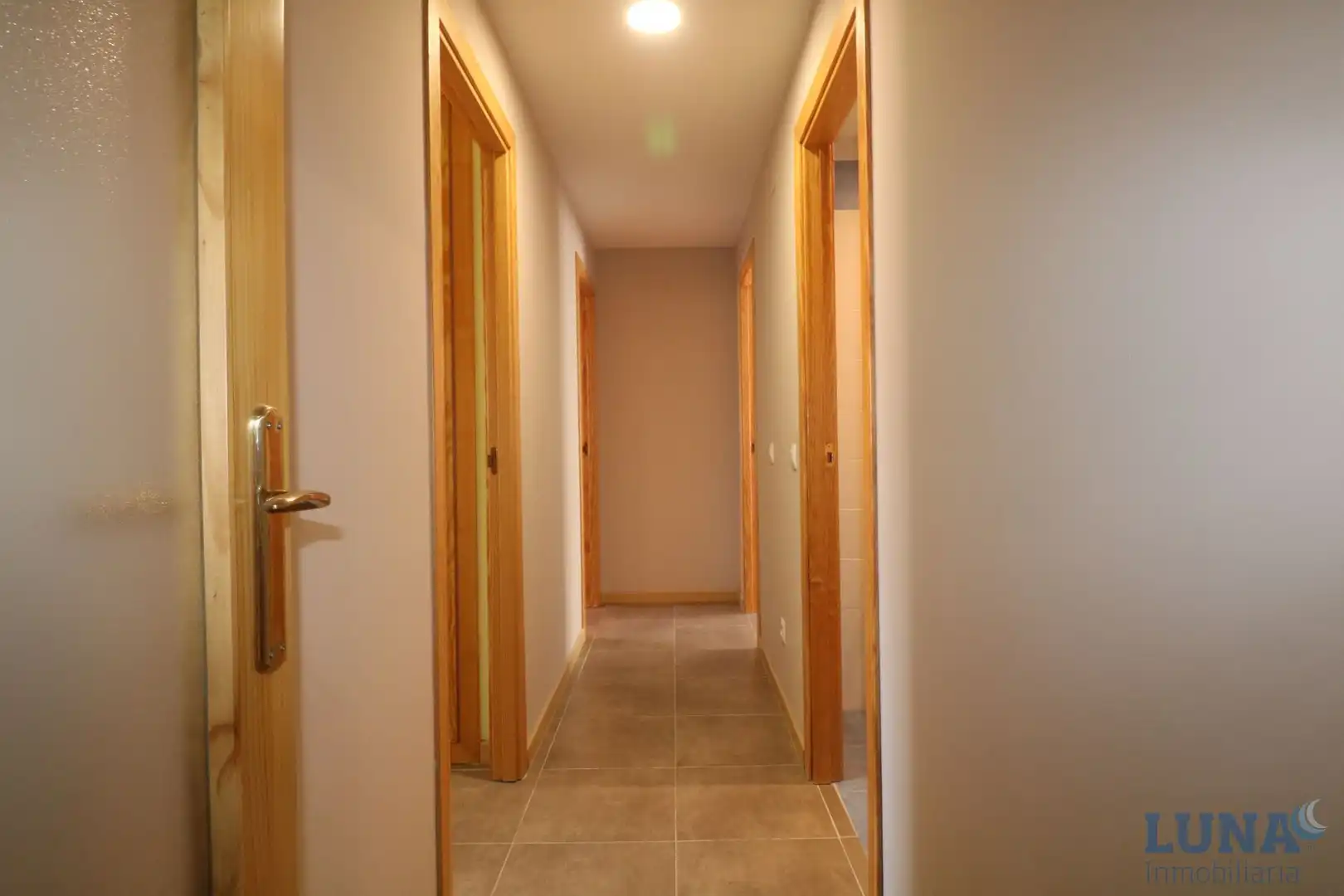 Wohnung zum Verkauf in Parla mit Klimaanlage und Heizung