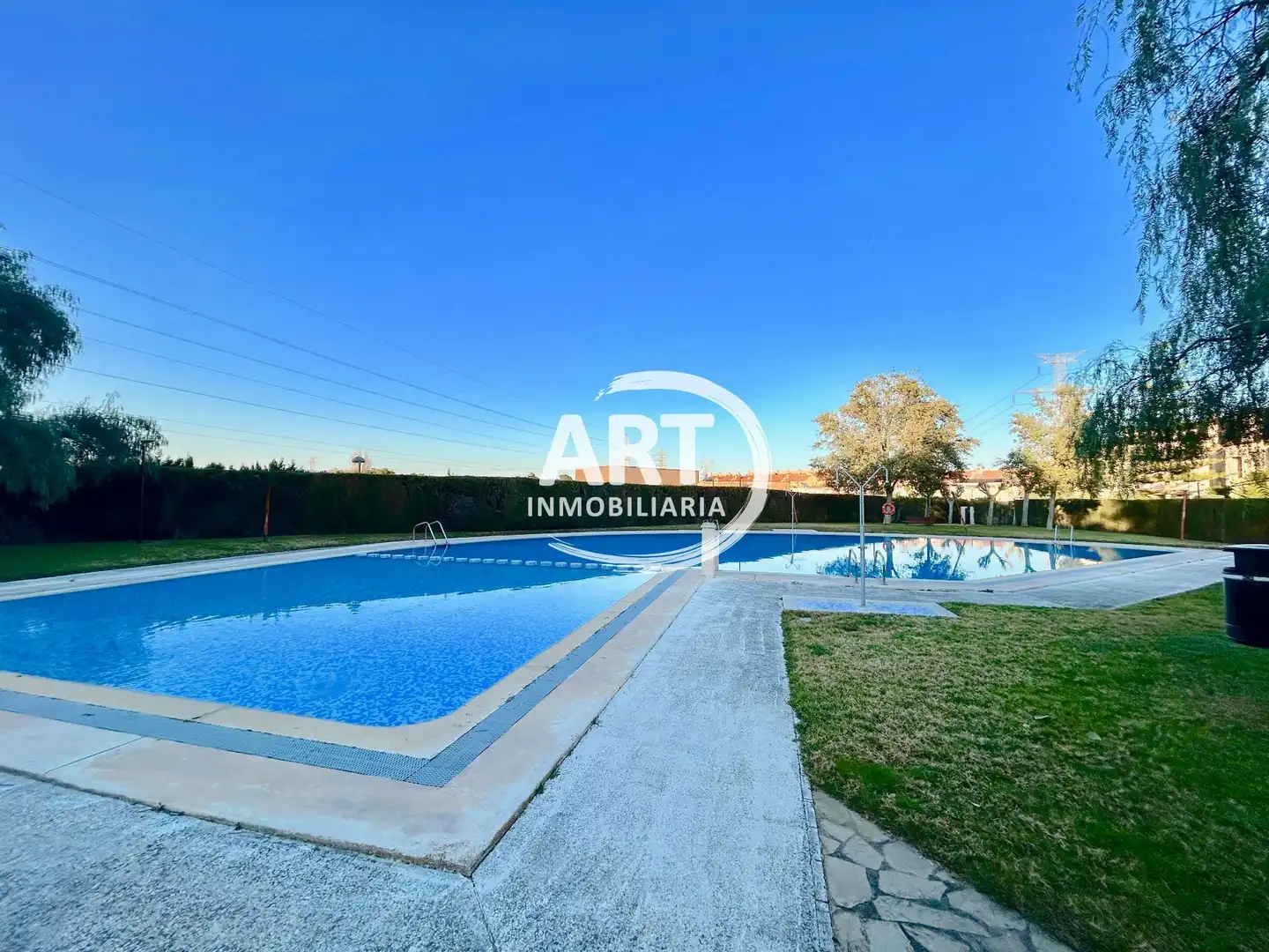 Piscina de Casa adosada en venta en Bétera con Aire acondicionado, Calefacción y Terraza