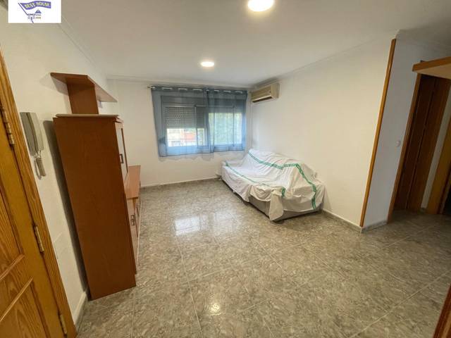 Apartamento en Venta en Hermanos Falcó
