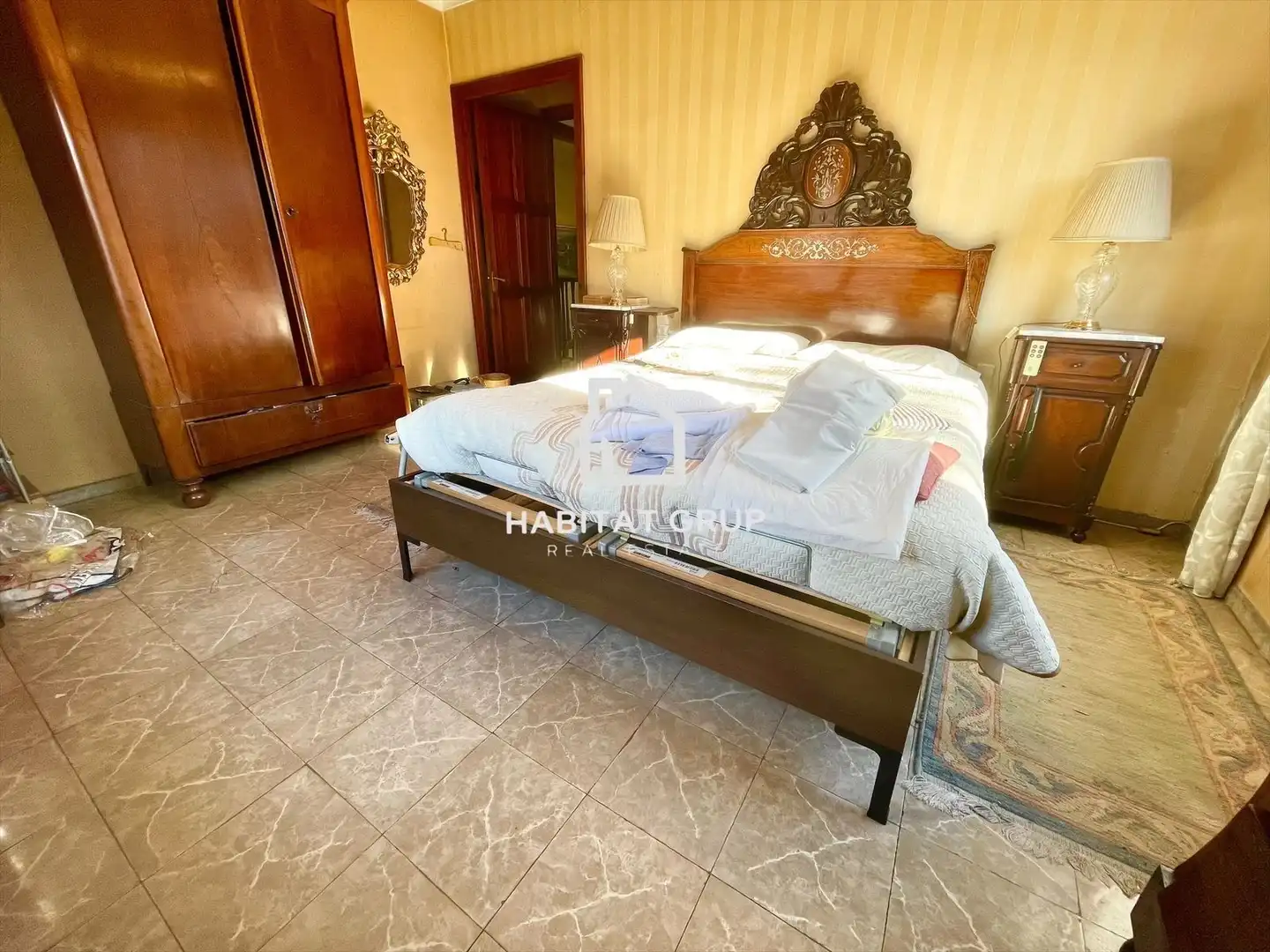 Dormitori de Casa o xalet en venda en Girona amb Aire condicionat, Calefacció i Jardí privat