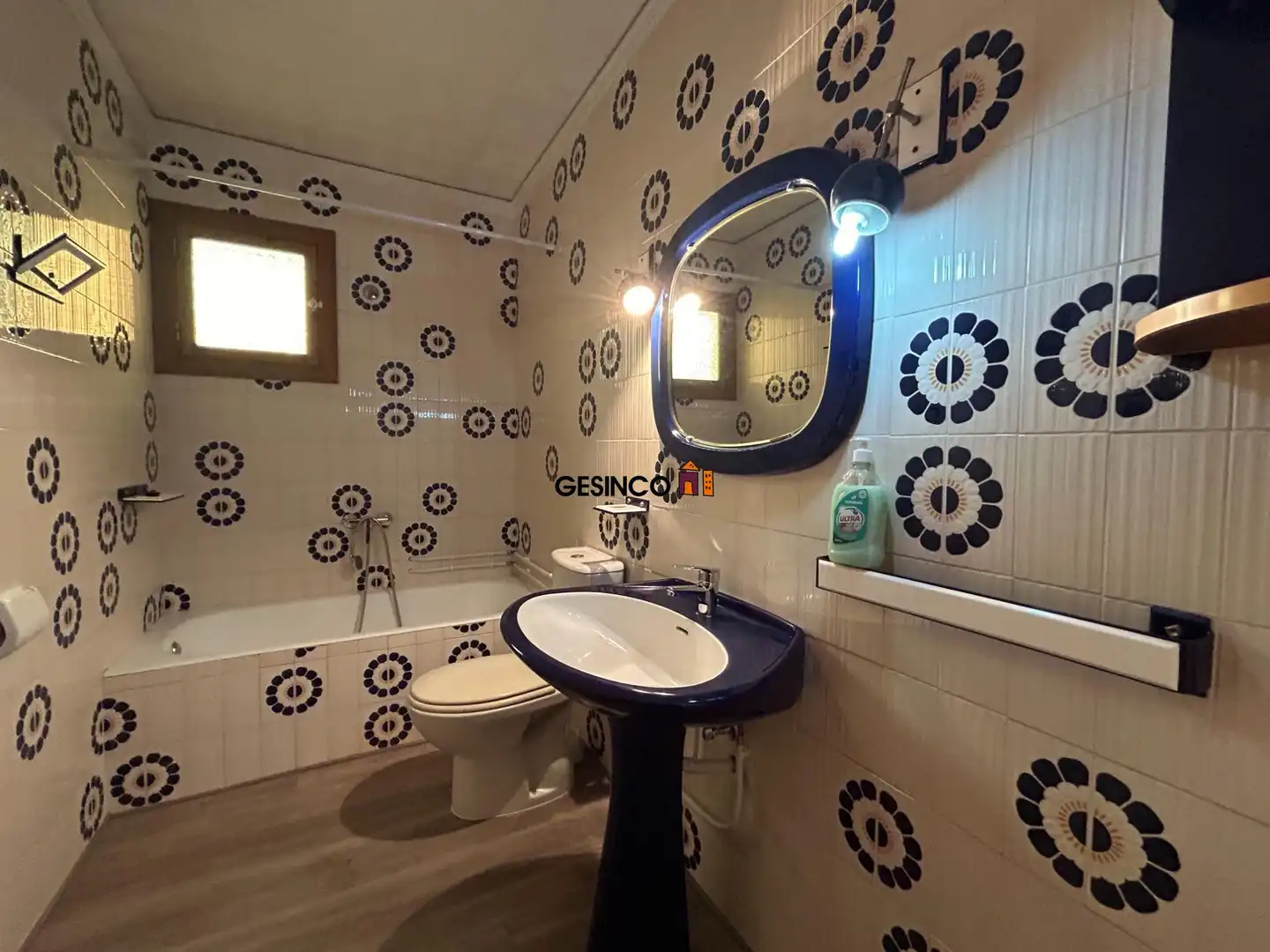 Bany de Casa o xalet en venda en Rotglà i Corbera amb Jardí privat, Terrassa i Traster