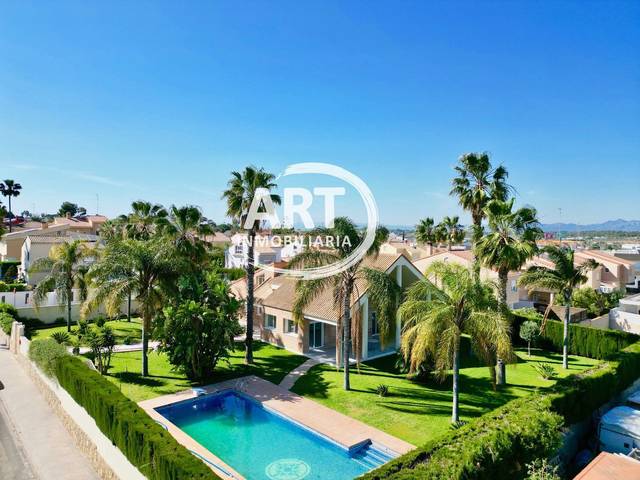 Casa-chalet en Venta en Merla en San Antonio de Benagéber