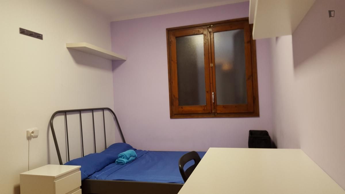 Apartment to share in Centre