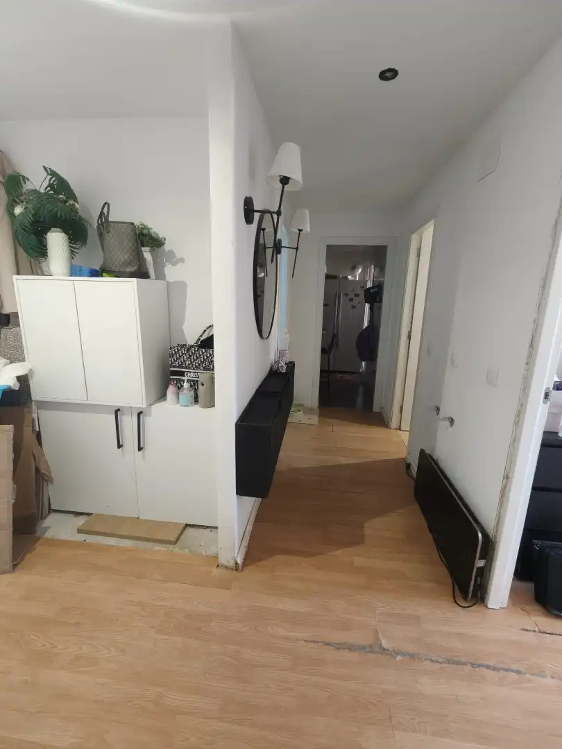Piso en venta en Camarena con Terraza, Trastero y Piscina comunitaria