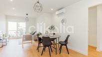 Dining room of Flat for sale in  Sevilla Capital  with Air Conditioner and Terrace