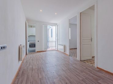 Piso con balcón en venta en Carrer de Béjar