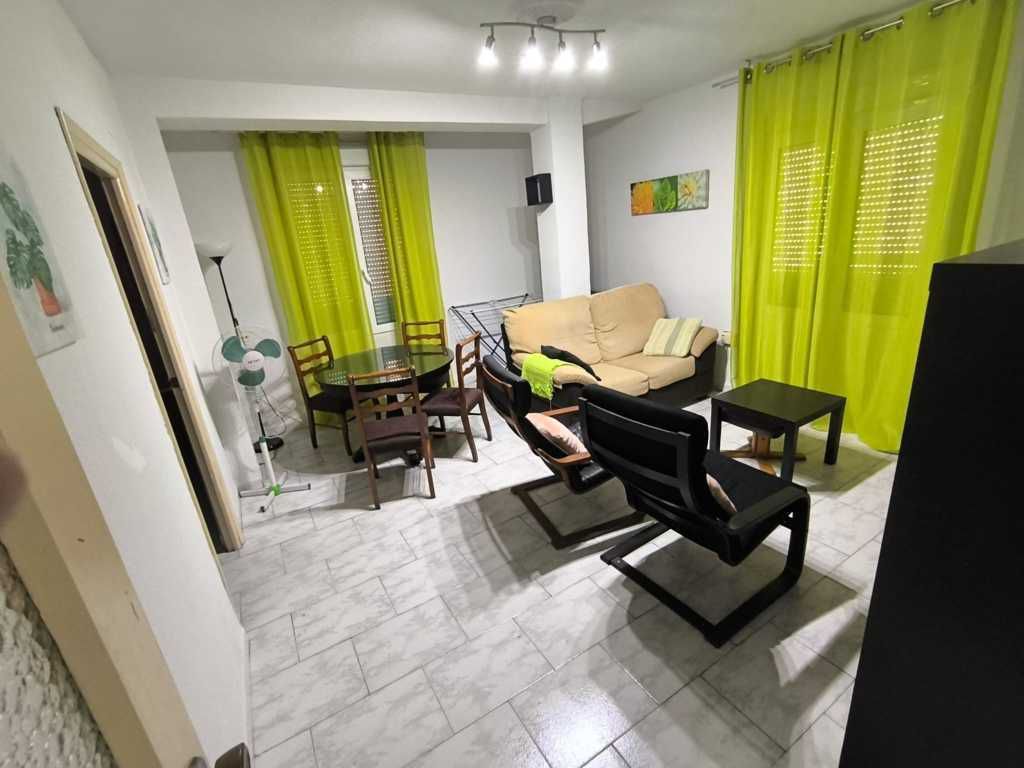 Sala de estar de Piso en venta en  Granada Capital con Amueblado