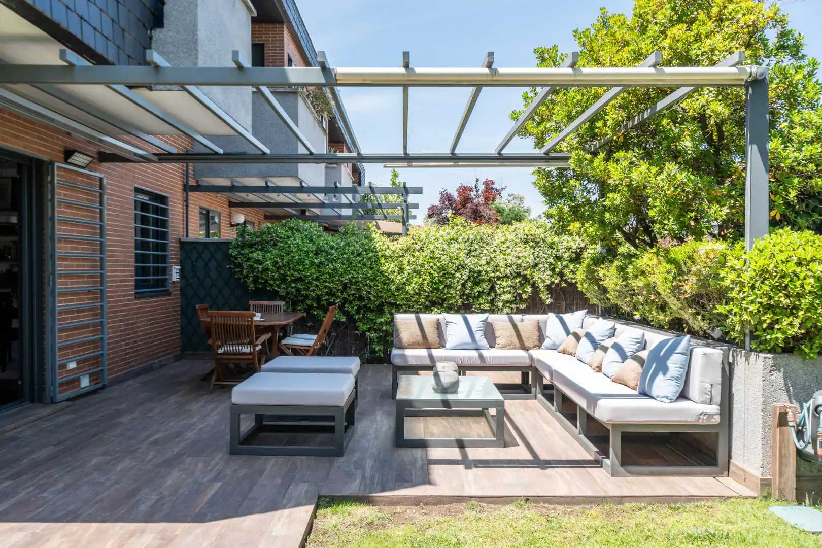 Terrassa de Casa o xalet en venda en Las Rozas de Madrid amb Aire condicionat, Calefacció i Jardí privat