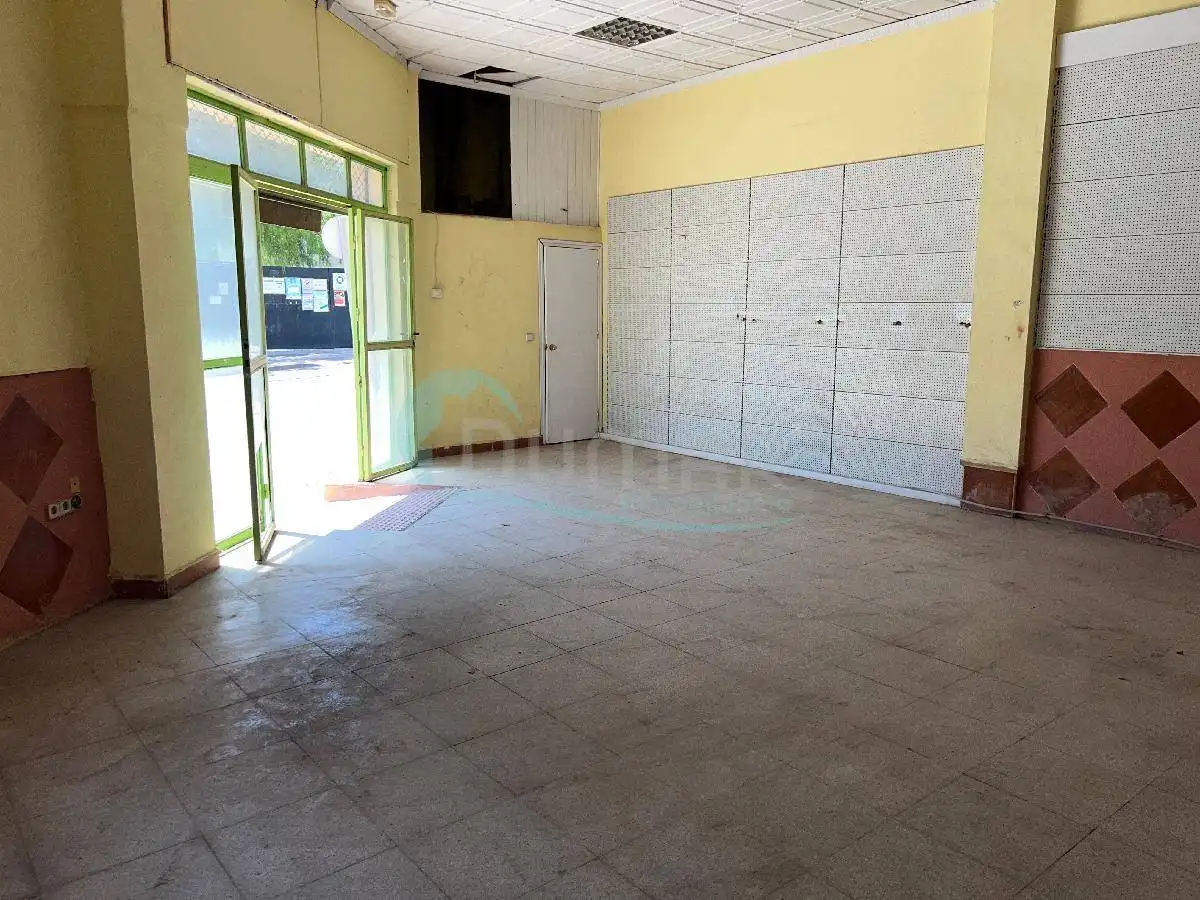 Local comercial en venda a San Pedro de Alcántara, imagen 5