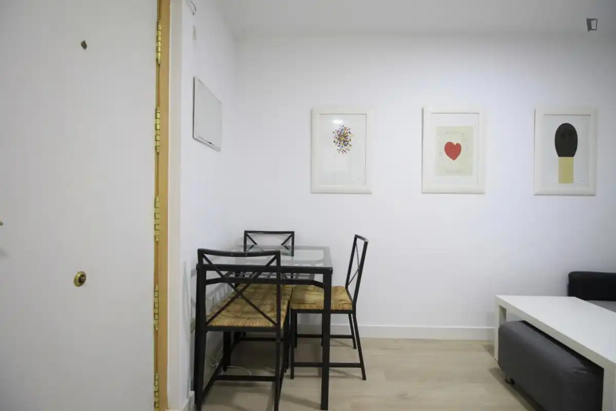 Apartament de lloguer a Puerta del Ángel