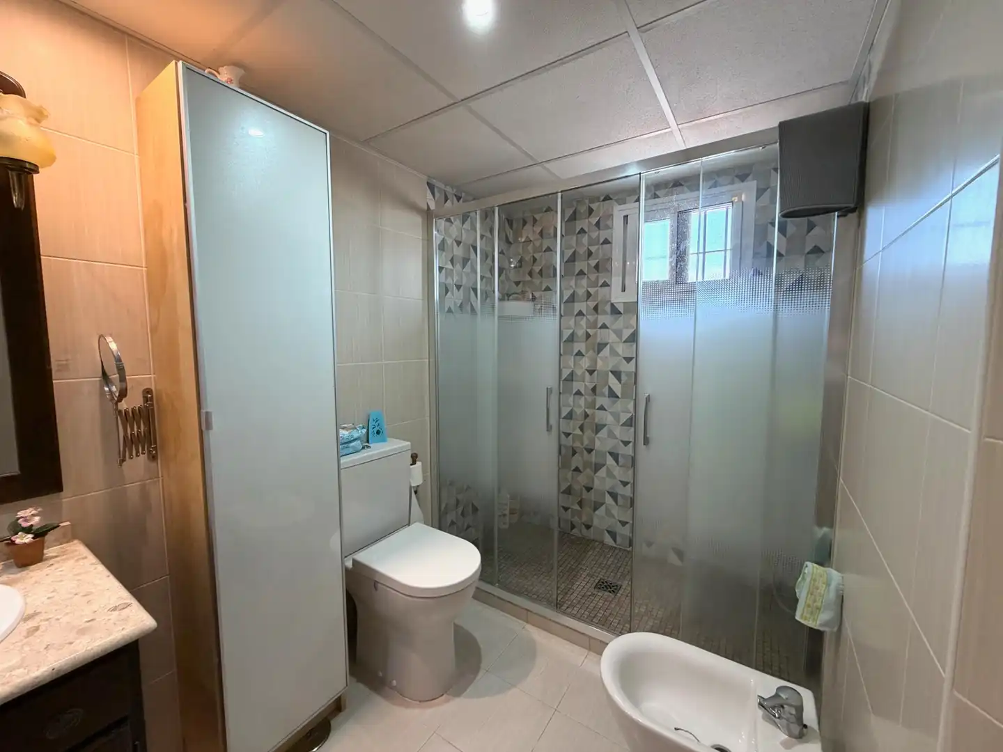 Bathroom of Attic for sale in Álora  with Air Conditioner, Terrace and Furnished