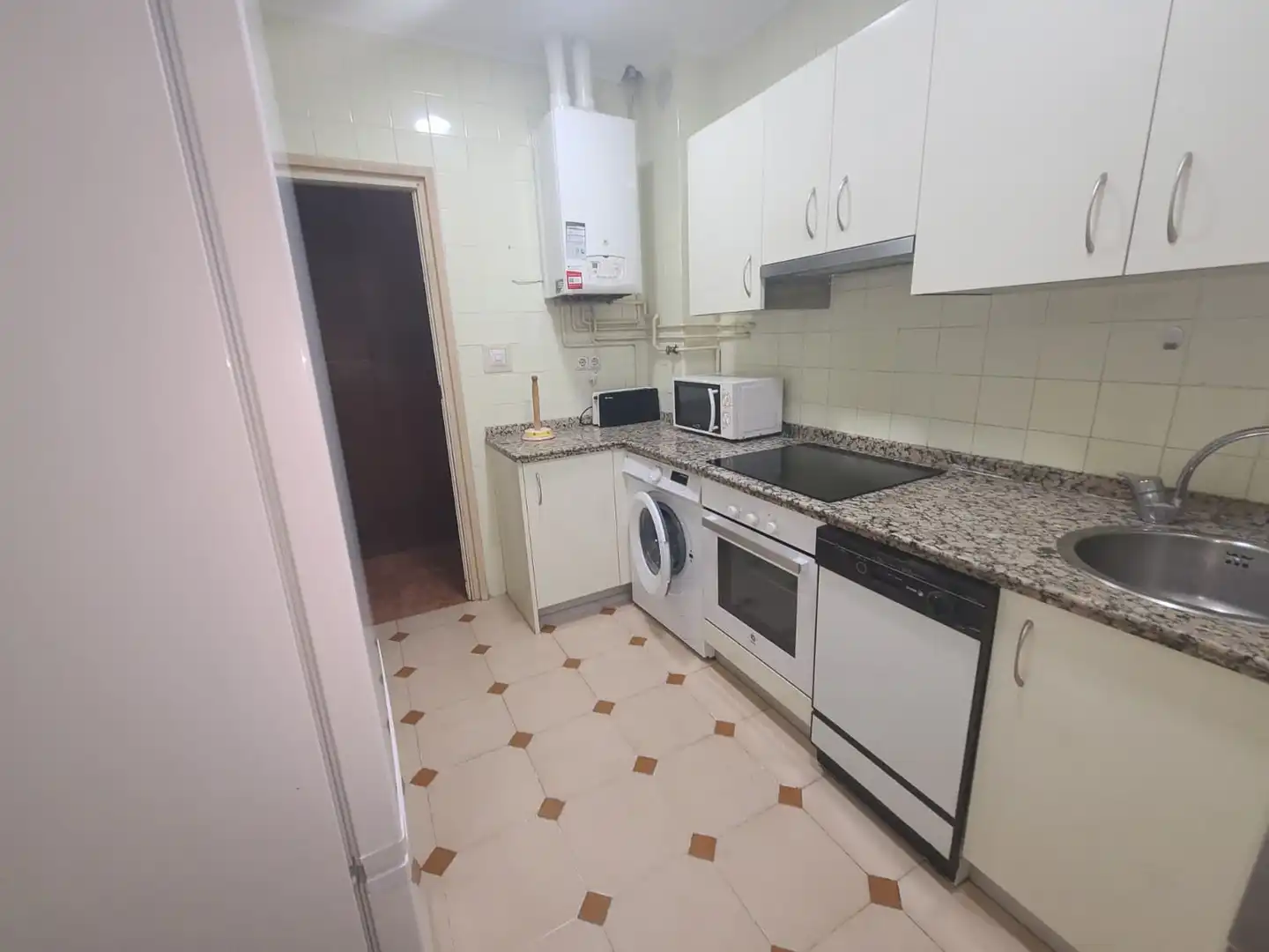 Piso con ascensor en venta en Calle Don Sancho, imagen 16
