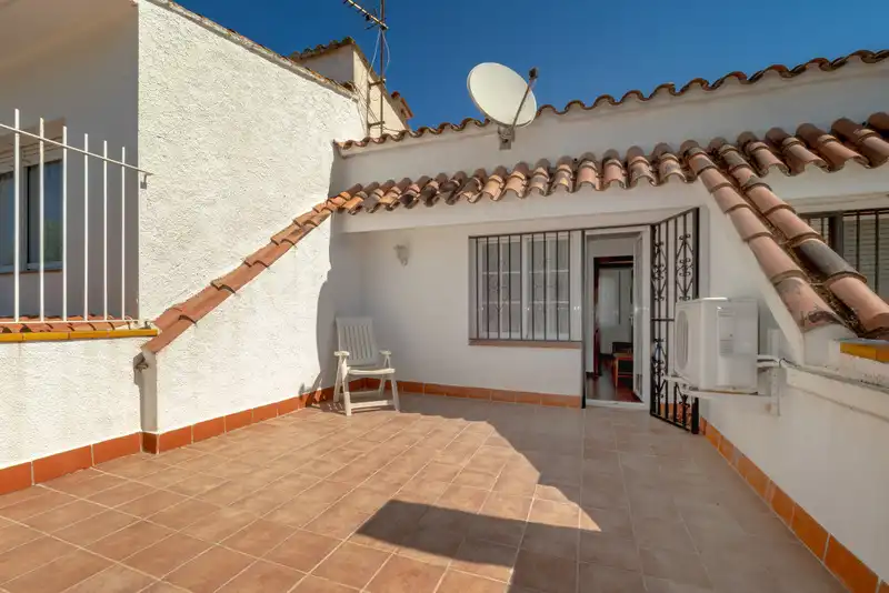 Terrace of Houses for sale in Empuriabrava  with Air Conditioner, Heating and Private garden
