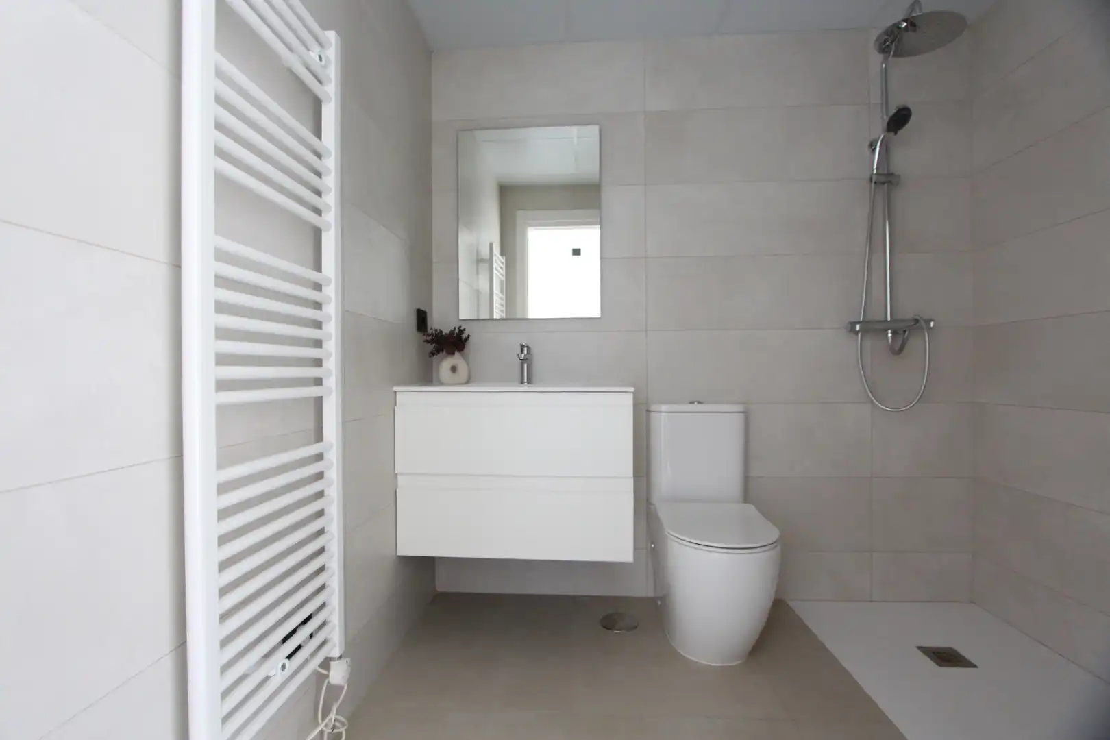 Bathroom of Attic for sale in Calpe / Calp  with Air Conditioner, Heating and Private garden