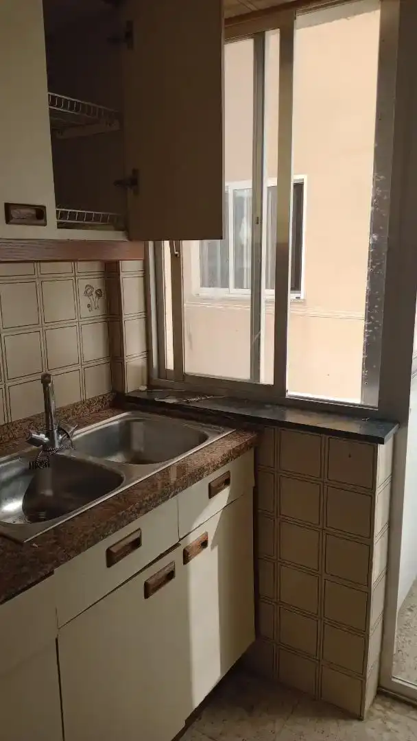Cuina de Pis en venda en Samos amb Aire condicionat, Moblat i Microones