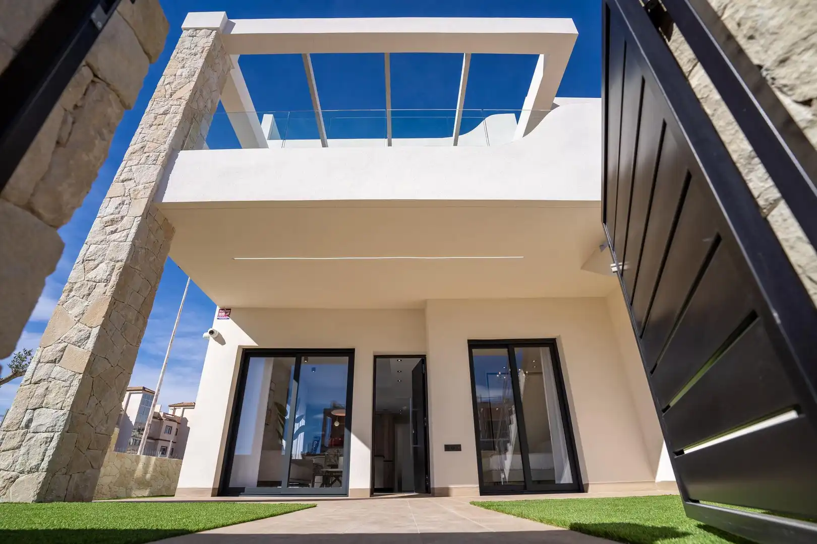 Casa adosada en venta en Avenida Reina Sofía, 13, Pilar de la Horadada ciudad