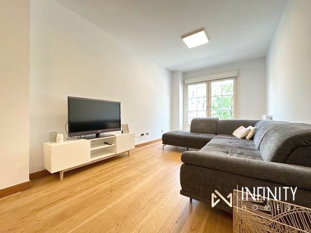 Living room of Flat to rent in Bilbao   with Heating, Storage room and Oven