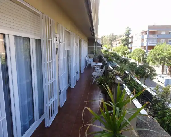 Terraza de Piso de alquiler en Córdoba con Aire acondicionado, Jardín privado y Piscina comunitaria